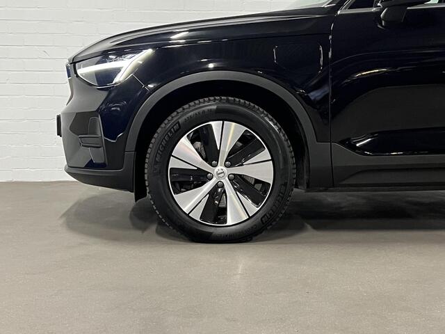 Volvo XC40 1.5 T4 Plug-in hybrid Core Bright Adapt. cruise | Stuur-/stoelverwarming | Achteruitrij camera | Dode hoek assistent | Carplay