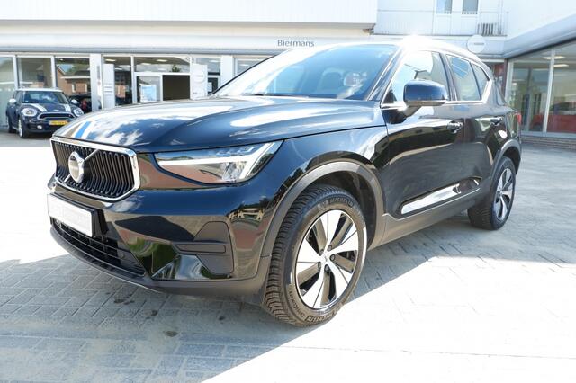 Volvo XC40 2.0 B3 Core Mild-Hybrid / INCL. Fabrieks-garantie / Verkoopklaar