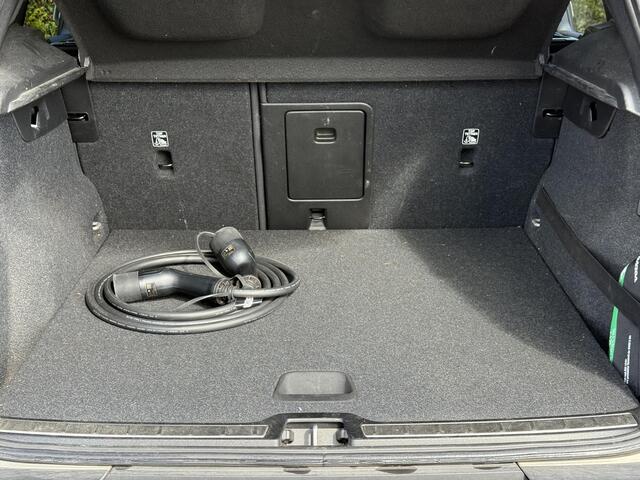 Volvo XC40 T5 Recharge Inscription | Trekhaak | Keyless | Bliss | Elektrische stoelen |