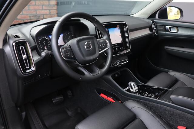 Volvo XC40 2.0 B4 AWD Inscription, Pano, Trekhaak