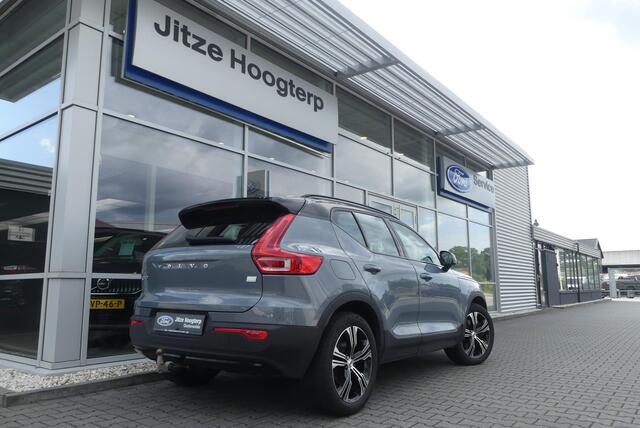 Volvo XC40 1.5 T4 Recharge R-Design ELEKT. TREKHAAK, STOELVERWARMING, LEER/ALCANTARA, ADAPT. CRUISE, CLIMA, NAVI, CAMERA, PDC V&A, APPLE CARPLAY/ANDROID AUTO, KEYLESS, HARMAN/KARDON, ELEKT. ACHTERKLEP, 131.273KM