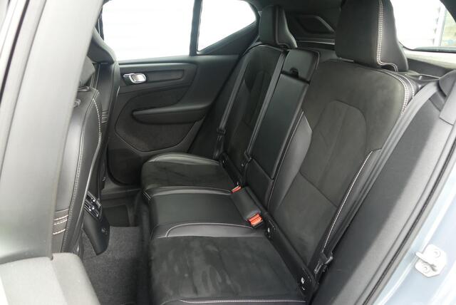 Volvo XC40 1.5 T4 Recharge R-Design ELEKT. TREKHAAK, STOELVERWARMING, LEER/ALCANTARA, ADAPT. CRUISE, CLIMA, NAVI, CAMERA, PDC V&A, APPLE CARPLAY/ANDROID AUTO, KEYLESS, HARMAN/KARDON, ELEKT. ACHTERKLEP, 131.273KM