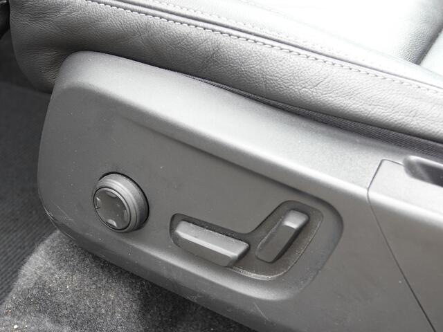 Volvo XC40 1.5 T4 Recharge R-Design VOL LEER | PANODAK | HK-AUDIO | TWO-TONE | PILOT + ACC