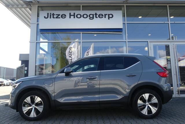 Volvo XC40 1.5 T4 Plug-in hybrid Plus Bright WINTER PACK, MEMORY, ADAPT. CRUISE, CLIMA, NAVI, CAMERA, PDC V&A, APPLE CARPLAY/ANDROID AUTO, BLIS, KEYLESS, HARMAN KARDON, ELEKT. ACHTERKLEP, ELEKT. STOELEN, 13.716KM