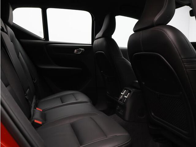 Volvo XC40 T4 Recharge R-Design / Trekhaak / Leder / Stoel+stuur+achterbankverwarming
