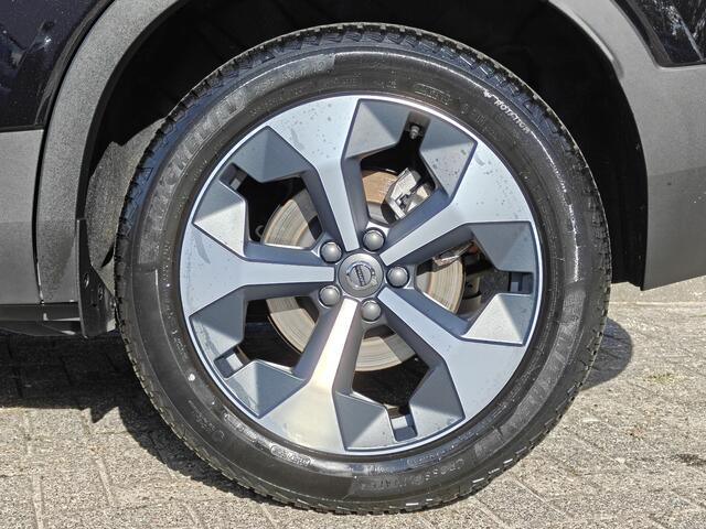 Volvo XC40 B4 198PK Plus Dark | BIIS | Trekhaak | H&K | Camera Achter | PDC V+A | ACC |