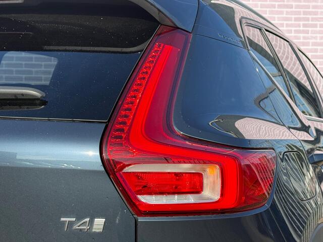 Volvo XC40 2.0 T4 Inscription | Trekhaak | Harman/Kardon | Adaptive Cruise | Keyless entry/start | Camera | Extra Getint Glas | Stoelverwarming | Elektrisch verwarmbare voorruit | BLIS | Parkeersensoren V+A |