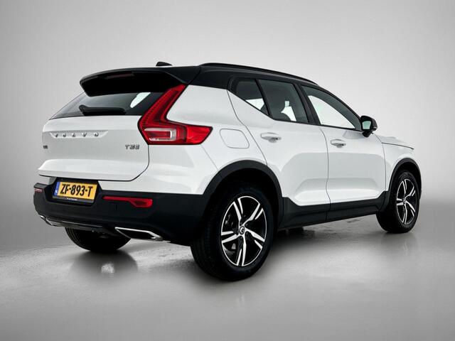 Volvo XC40 1.5 T3 R-Design | Trekhaak | ACC | BLIS | Stoelverwarming