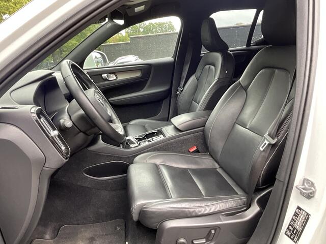Volvo XC40 Inscription T4 | 190PK | LED | Trekhaak | Camera | Leer | Navi | Stoelverw. | 18" R-Design Diamond | ECC | ACC