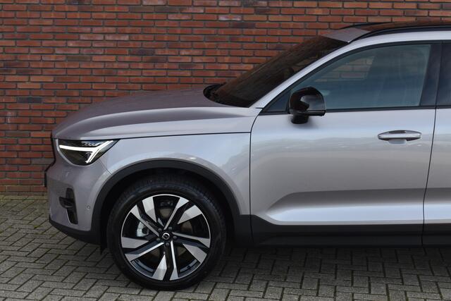 Volvo XC40 B4 211PK Plus Dark | Trekhaak | 20 inch | 360 Camera | Panoramadak