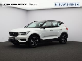 Volvo XC40 2.0 T4 R-Design / Trekhaak / Panoramadak
