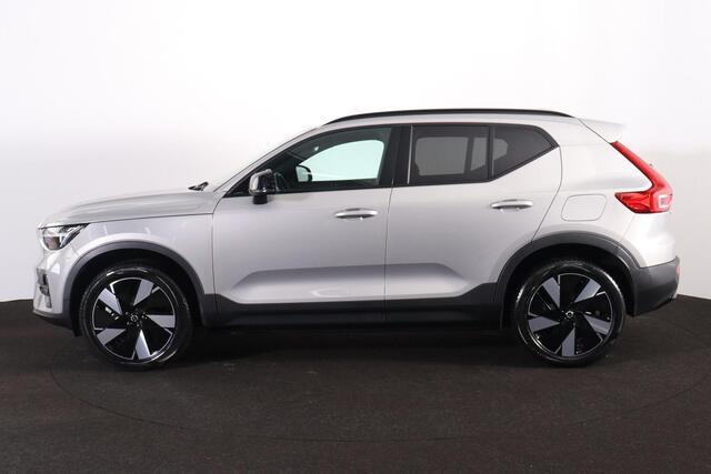 Volvo XC40 Extened Range Core 82 kWh - IntelliSafe Assist & Surround - Parkeercamera achter - Verwarmde voorstoelen, stuur & achterbank - Parkeersensoren voor & achter - Draadloze tel. lader - Warmtepomp - Extra getint glas - Inklapbare trekhaak - 19' LMV