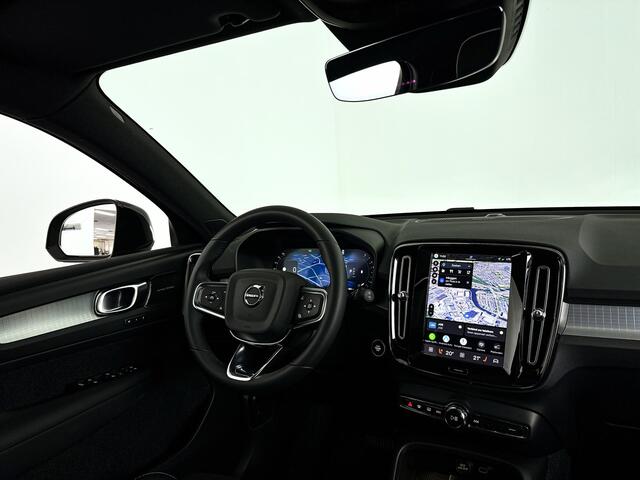 Volvo XC40 B4 Plus Dark | Panoramadak | 360° camera | Harman Kardon | Stoel- en stuurverwarming | Trekhaak