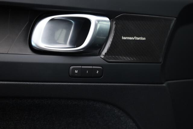 Volvo XC40 T4 Recharge Plus Bright | SOH 94%| Pano | Harman Kardon | 360cam | Elek. Sportstoelen | Adapt. Cruise | Memory | Navi |
