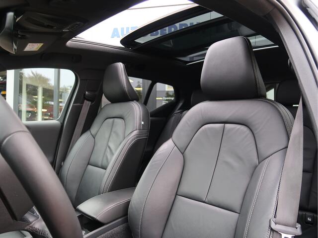 Volvo XC40 1.5 T4 Recharge R-Design | Panorama | Leder | H&K | PDC | Trekhaak |