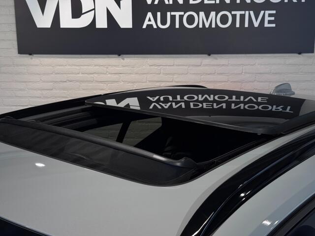 Volvo XC40 2.0 B4 Plus Dark 2WD Pano 360cam H/K Memory 19''