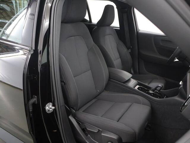 Volvo XC40 Recharge Core | 69kWh | SOH 94% | Camera | Sportstoelen | LED | Stuur/Stoelverwarming | Apple CarPlay/Android Auto | Ele.kofferdeksel |
