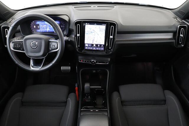 Volvo XC40 RECHARGE TWIN PRO PANO.DAK|HARMAN/KARDON|POWER-SEATS|360°CAM|TREKHAAK|19"WINTERBANDEN|SoH:92%