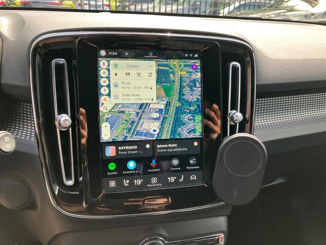 Volvo XC40 Recharge Core / Trekhaak / Camera / CarPlay / Sfeerverlichting / 20'' / Stoel+Stuurverwarming / DAB / Cruise Control