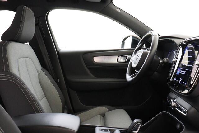 Volvo XC40 T4 RECHARGE INSCRIPTION EXPRESSION -PANO.DAK|CAMERA|CLIMATE|CARPLAY|STANDKACHEL|ZITTINGVERL.|PRIVACY.GLAS|19"
