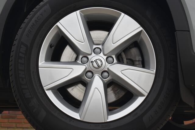 Volvo XC40 B3 163PK Essential | Trekhaak |