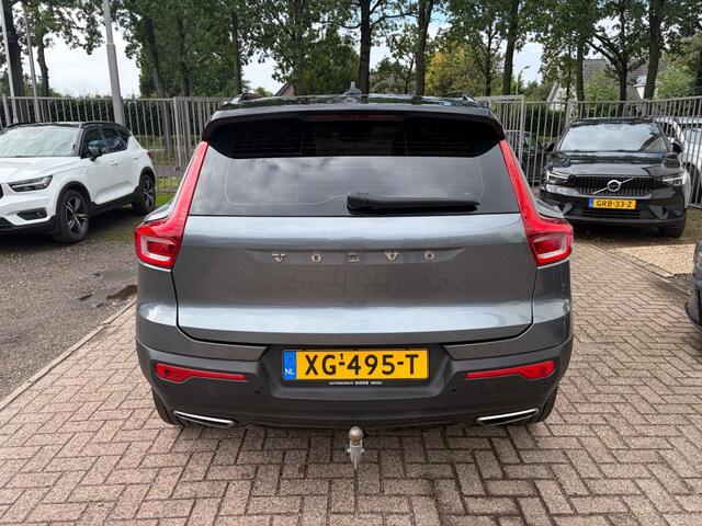 Volvo XC40 2.0 T4 R-Design