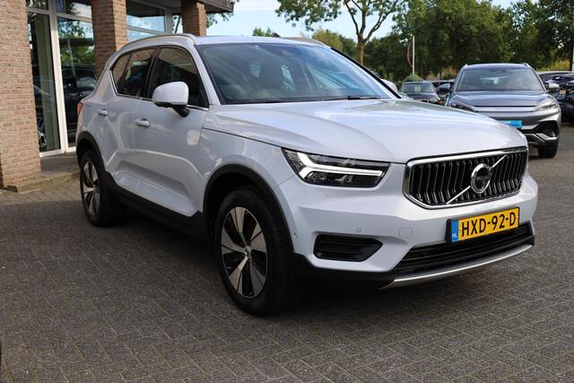 Volvo XC40 1.5 T5 Recharge TREKHAAK CAMERA DAB CARPLAY NAVI ELEC.KLEP ACC CLIMA 2XPDC 18''LMV