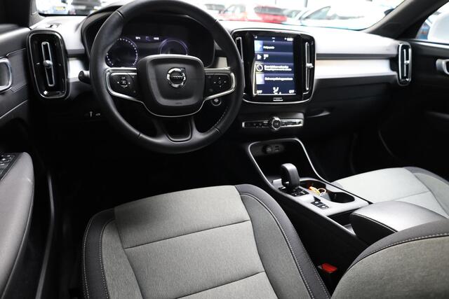 Volvo XC40 1.5 T5 Recharge TREKHAAK CAMERA DAB CARPLAY NAVI ELEC.KLEP ACC CLIMA 2XPDC 18''LMV