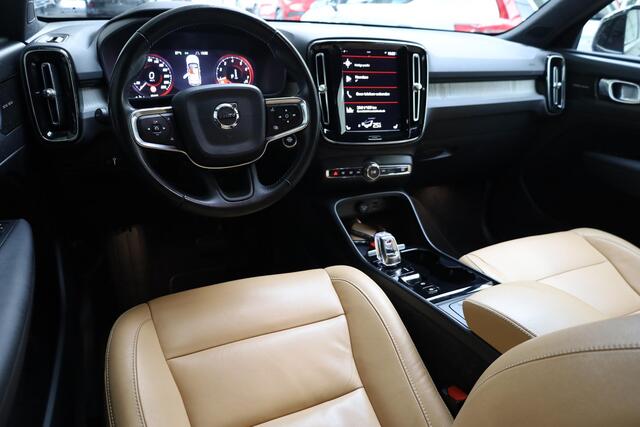 Volvo XC40 2.0 T4 Inscription LEER STOELVERW. HARMAN&KARDON CARPLAY KEYLESS NAVI PDC 18''LMV NAP