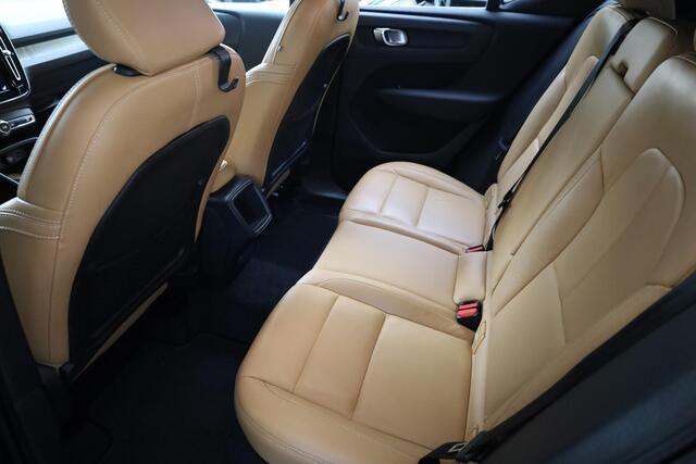 Volvo XC40 2.0 T4 Inscription LEER STOELVERW. HARMAN&KARDON CARPLAY KEYLESS NAVI PDC 18''LMV NAP