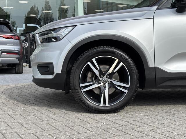 Volvo XC40 2.0 T4 R-Design