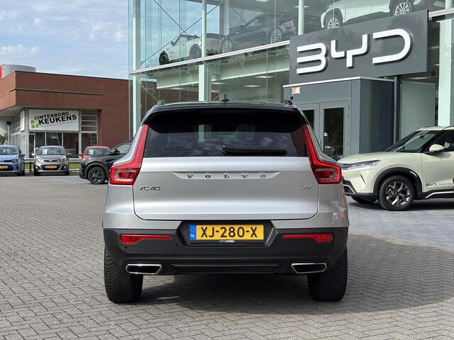 Volvo XC40 2.0 T4 R-Design