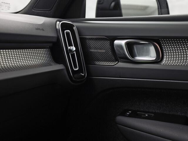 Volvo XC40 1.5 T5 Recharge R-Design 252Pk Automaat (APPLE CARPLAY, GROOT NAVI, CAMERA, HARMAN/KARDON, LEDER/ALCANTARA, SPORTSTOELEN, GETINT GLAS, NIEUWSTAAT)