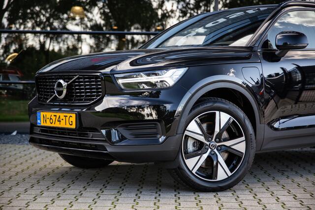 Volvo XC40 1.5 T4 Recharge R-Design , Pilot Assist, Stuurverwarming, Camera
