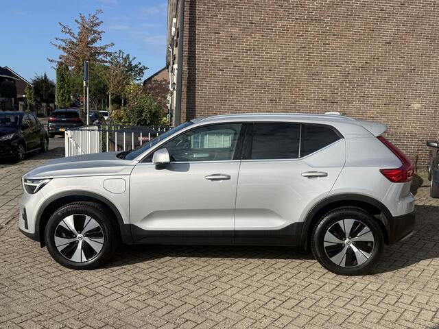 Volvo XC40 1.5 T4 Recharge Core Bright