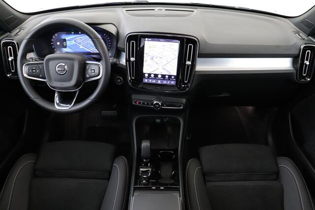 Volvo XC40 B4 (M-HYBRID) PLUS DARK -PANO.DAK|HARMAN/KARDON|CAMERA|POWER-SEATS|VERW.VOORRUIT|PRIVACY.GLAS|TREKHAAK|19"