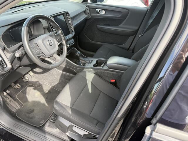 Volvo XC40 1.5 T3 ** Navigatie ** Carplay ** Camera ** Dealeronderhouden!! NAP!!