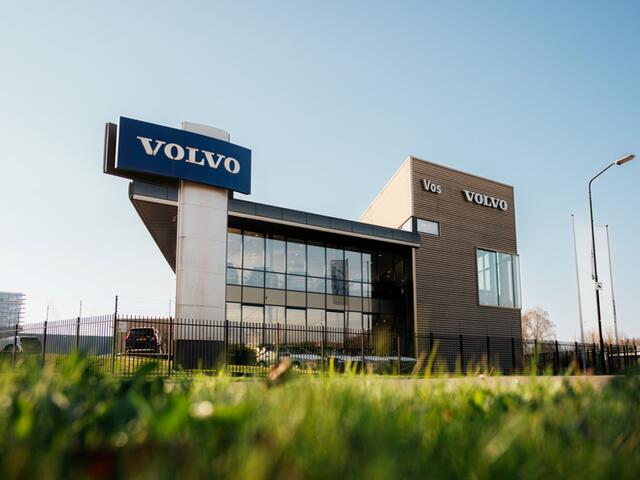 Volvo XC40 T2 AUT Business Pro | Dealer onderhouden | Climate- | Park Assist Pack