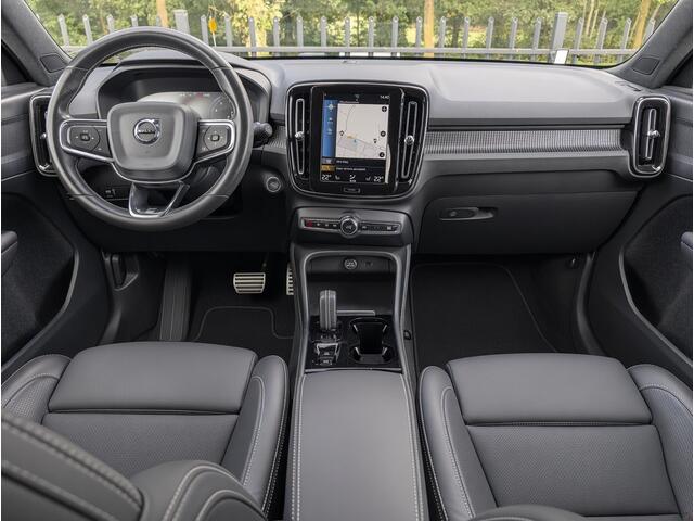 Volvo XC40 T3 | R-Design | Trekhaak | PDC | Navi | LED | ACC | 2WD | Halfleer |