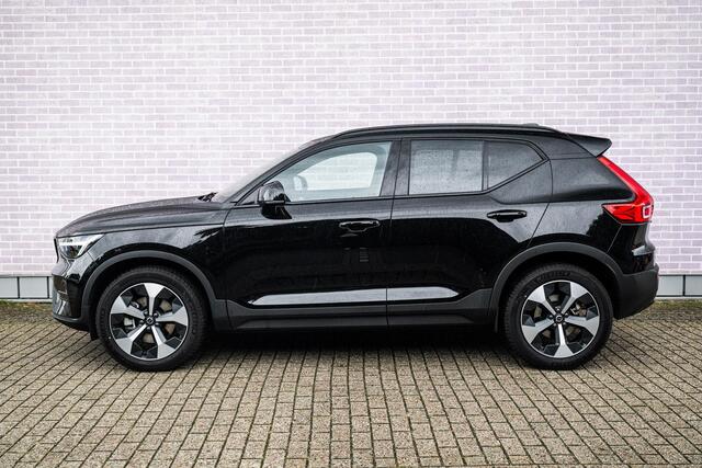 Volvo XC40 2.0 B4 Plus Dark | Trekhaak | Panoramadak | Lichtmetalen Velgen 19 inch | All-Season banden | Harman Kardon Audio | Achteruitrijcamera | Parkeersensoren | Keyless Entry | Elektrische Achterklep | Elektrisch Verstelbare Voorstoelen | Stoelverwarming | Google Navigatie | Apple Carplay | Android Auto – foto 4