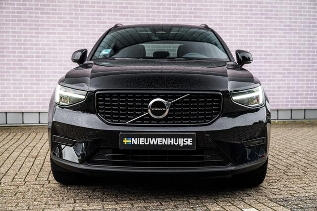 Volvo XC40 2.0 B4 Plus Dark | Trekhaak | Panoramadak | Lichtmetalen Velgen 19 inch | All-Season banden | Harman Kardon Audio | Achteruitrijcamera | Parkeersensoren | Keyless Entry | Elektrische Achterklep | Elektrisch Verstelbare Voorstoelen | Stoelverwarming | Google Navigatie | Apple Carplay | Android Auto – foto 9