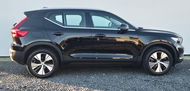 Volvo XC40 1.5 T4 Recharge Inscription Expression Park Assist Pack - Climate Pack - Navigation Pack - Camera achter - 1800 KG Trekgewicht