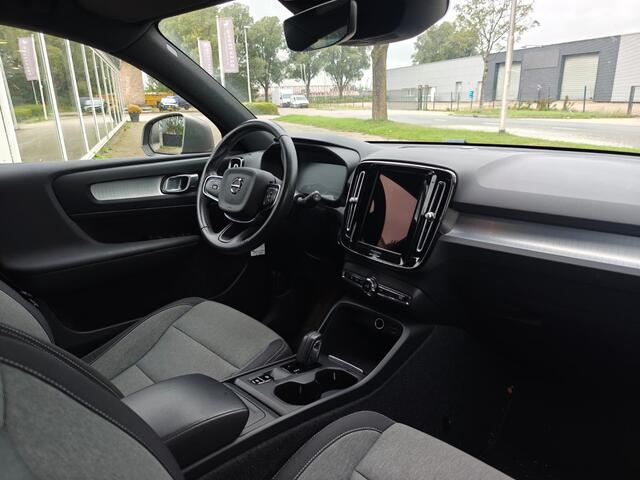 Volvo XC40 T3 Momentum Pro | Rijklaarprijs | Trekhaak | Automaat |