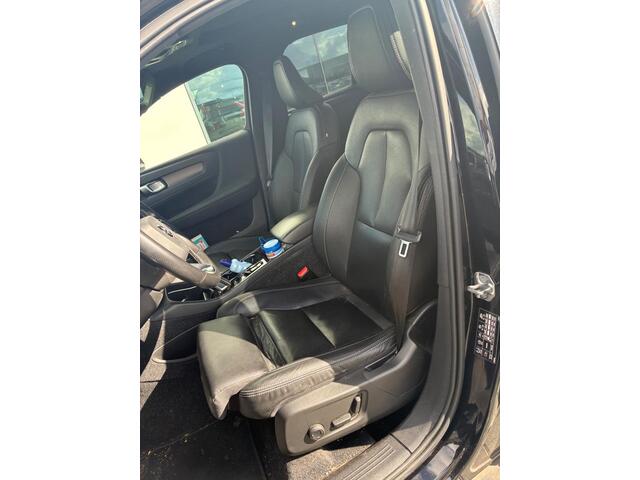 Volvo XC40 1.5 T5 Recharge R-Design | Panorama dak | Stoel/stuurverwarming | Adaptieve cruise control | Harman/Kardon | Elektrische stoelverstelling |