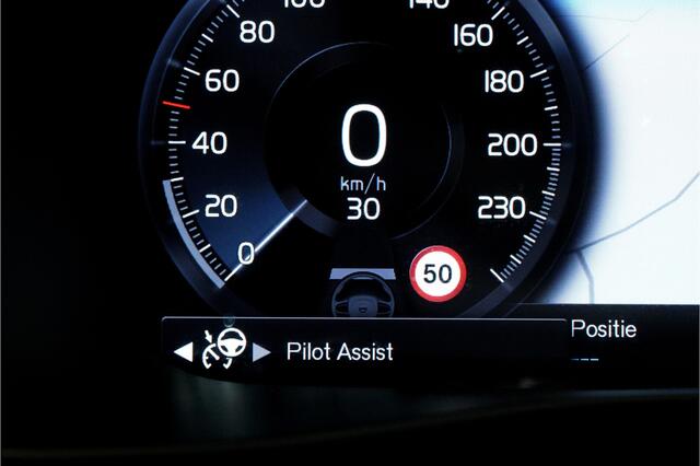 Volvo XC40 1.5 T4 Recharge 155kW/211pk DCT7 Inscription PANORAMADAK + EL.TREKHAAK + ADAPT.CRUISE + PILOT ASSIST + EL.STOELEN + BLIS + NAPPA LEDER + NAVI SENSUS + LANE ASSIST + ACHTERUITRIJCAMERA + KEYLESS ENTRY&GO + PARKSENSOREN V&A + 19" LM-VELGEN!!