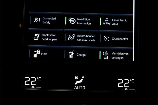 Volvo XC40 1.5 T4 Recharge 155kW/211pk DCT7 Inscription PANORAMADAK + EL.TREKHAAK + ADAPT.CRUISE + PILOT ASSIST + EL.STOELEN + BLIS + NAPPA LEDER + NAVI SENSUS + LANE ASSIST + ACHTERUITRIJCAMERA + KEYLESS ENTRY&GO + PARKSENSOREN V&A + 19" LM-VELGEN!!
