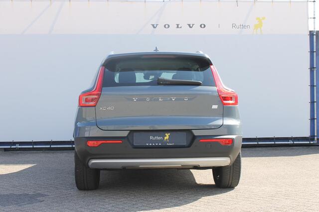 Volvo XC40 T4 211PK Automaat Plug-in hybrid Plus Bright Harman Kardon Audio / DAB+ / Apple Carplay / |Elektrisch bedienbare voorstoelen met geheugen op bestuurdersstoel / 18" lichtmetalen velgen