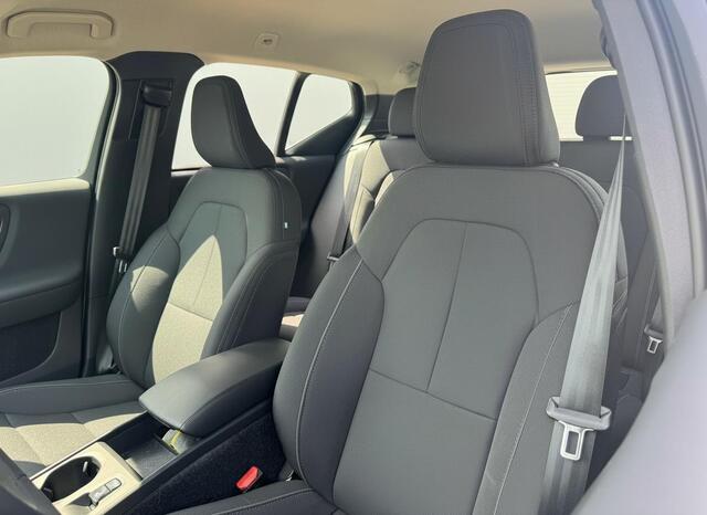 Volvo XC40 1.5 T4 Recharge Inscription | Accu 94% | El. achterklep | Navi | Carplay | Prijs is rijklaar