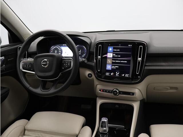 Volvo XC40 1.5 T4 Plug-in hybrid Plus Bright / Panoramadak / Harman Kardon / Elektrische Stoelen / Stoel+Stuurverwarming / Lederen Bekleding / Keyless / 19" /