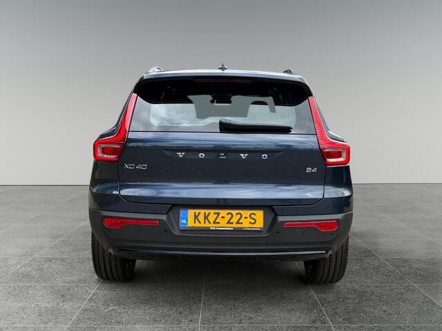 Volvo XC40 2.0 B4 Plus Dark l Schuif/Kantel dak l